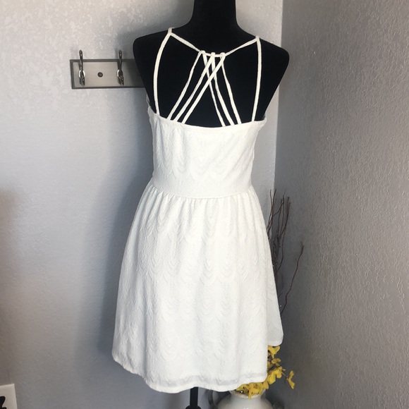 Maurice’s White Dress - Picture 6 of 8